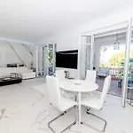 Hotel Cmg - Résidence La Corne D'or - Vue Mer Croisette Cannes