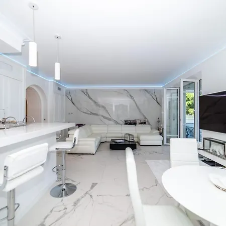 Cmg - La Corne D'or - Vue Mer Croisette Hotell Cannes